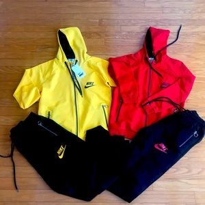 2 Piece Boys kids Nike Hoodie Active Set!